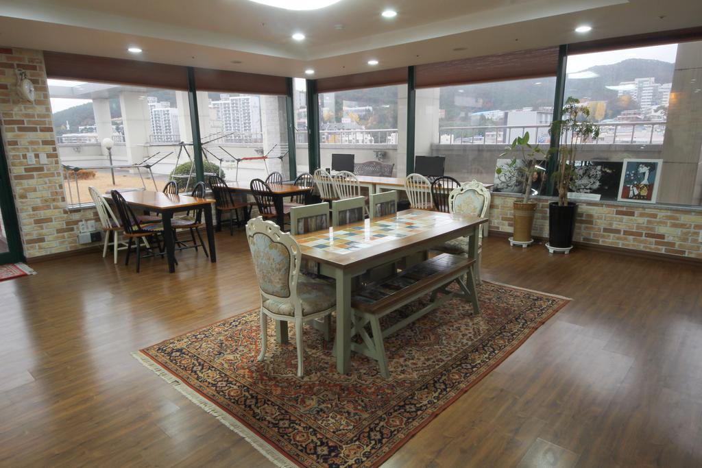 Hostel The New Day Μπουσάν Εξωτερικό φωτογραφία