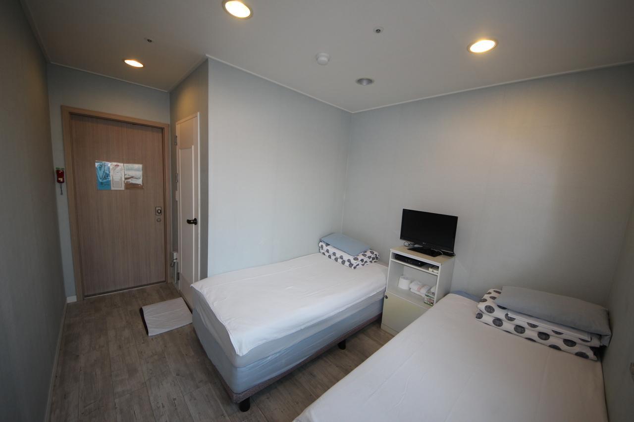 Hostel The New Day Μπουσάν Εξωτερικό φωτογραφία