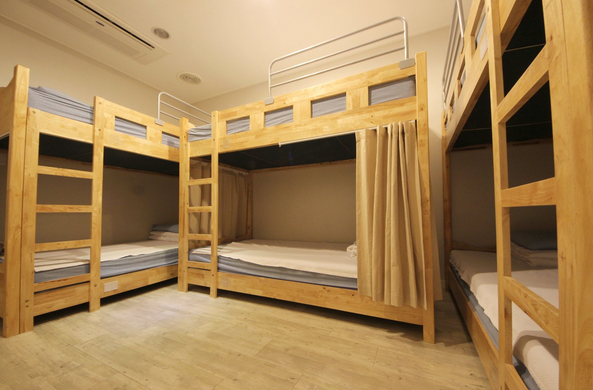 Hostel The New Day Μπουσάν Εξωτερικό φωτογραφία