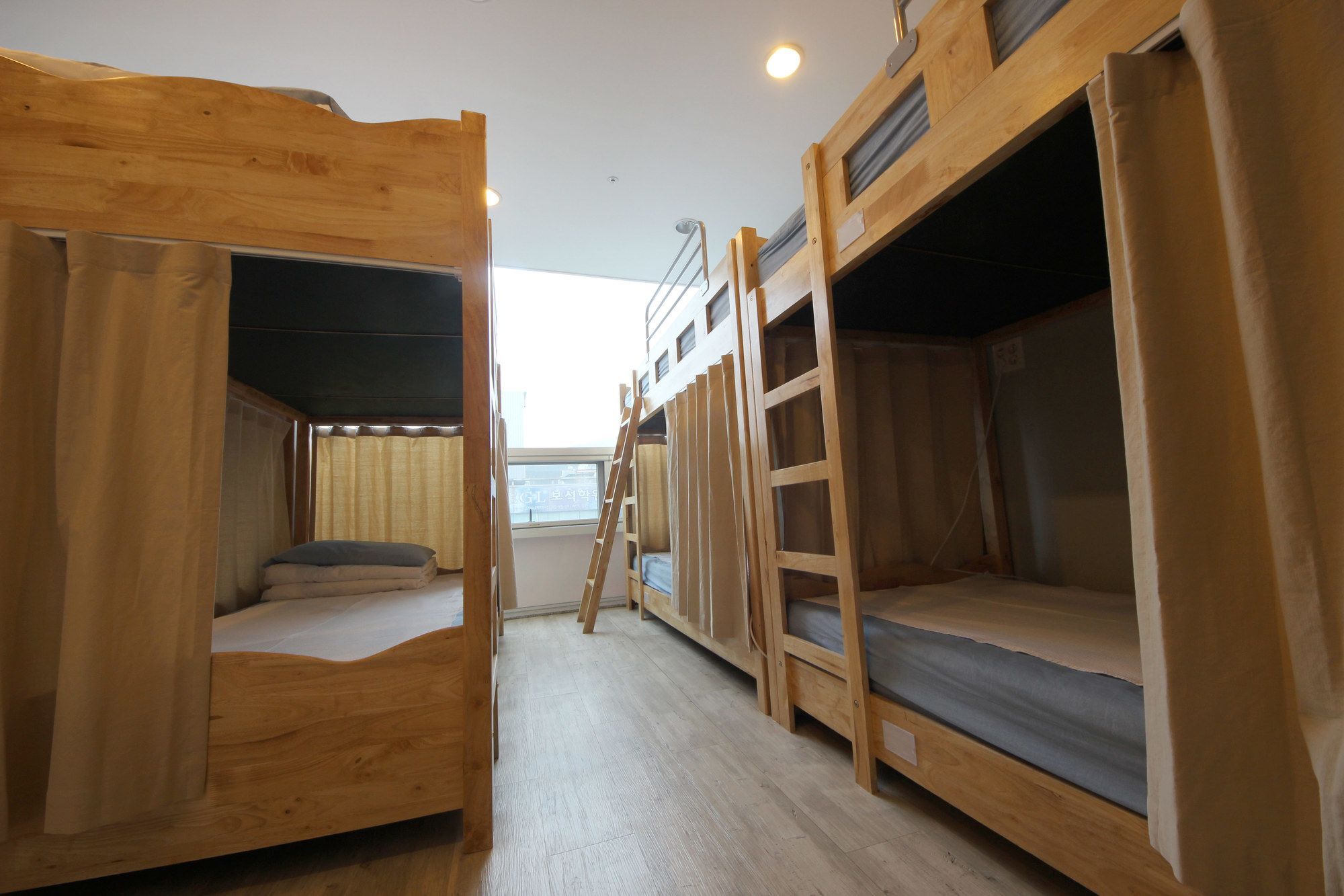 Hostel The New Day Μπουσάν Εξωτερικό φωτογραφία